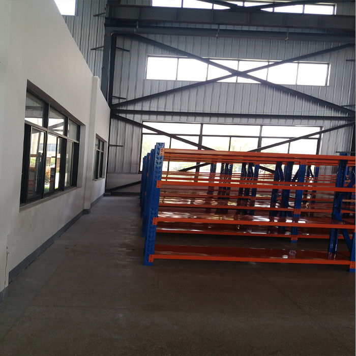 ISO9001 μεσαίας ισχύος να τοποθετήσει σε ράφι 800kg ανά σύστημα βασανισμού Longspan στρώματος